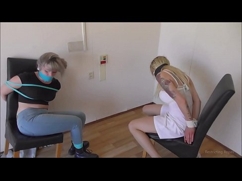 ❤️ Umlutha / uboshwe futhi uboshwe / intombazane ecindezelekile Ucansi ku-zu.porno-flix.ru
